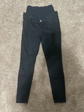 2 Pair Old Navy Maternity Jeans